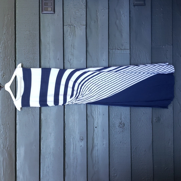 Soft Surroundings Here To Infinity Striped Maxi Dress sz M Women's - Picture 2 of 6